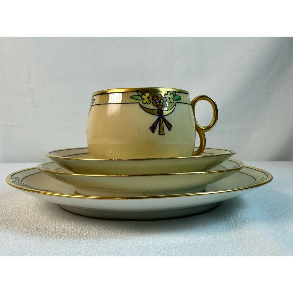 Thomas Bavaria Art Nouveau 4 Piece Luncheon Set Yellow w Flowers & Gold Trim VG